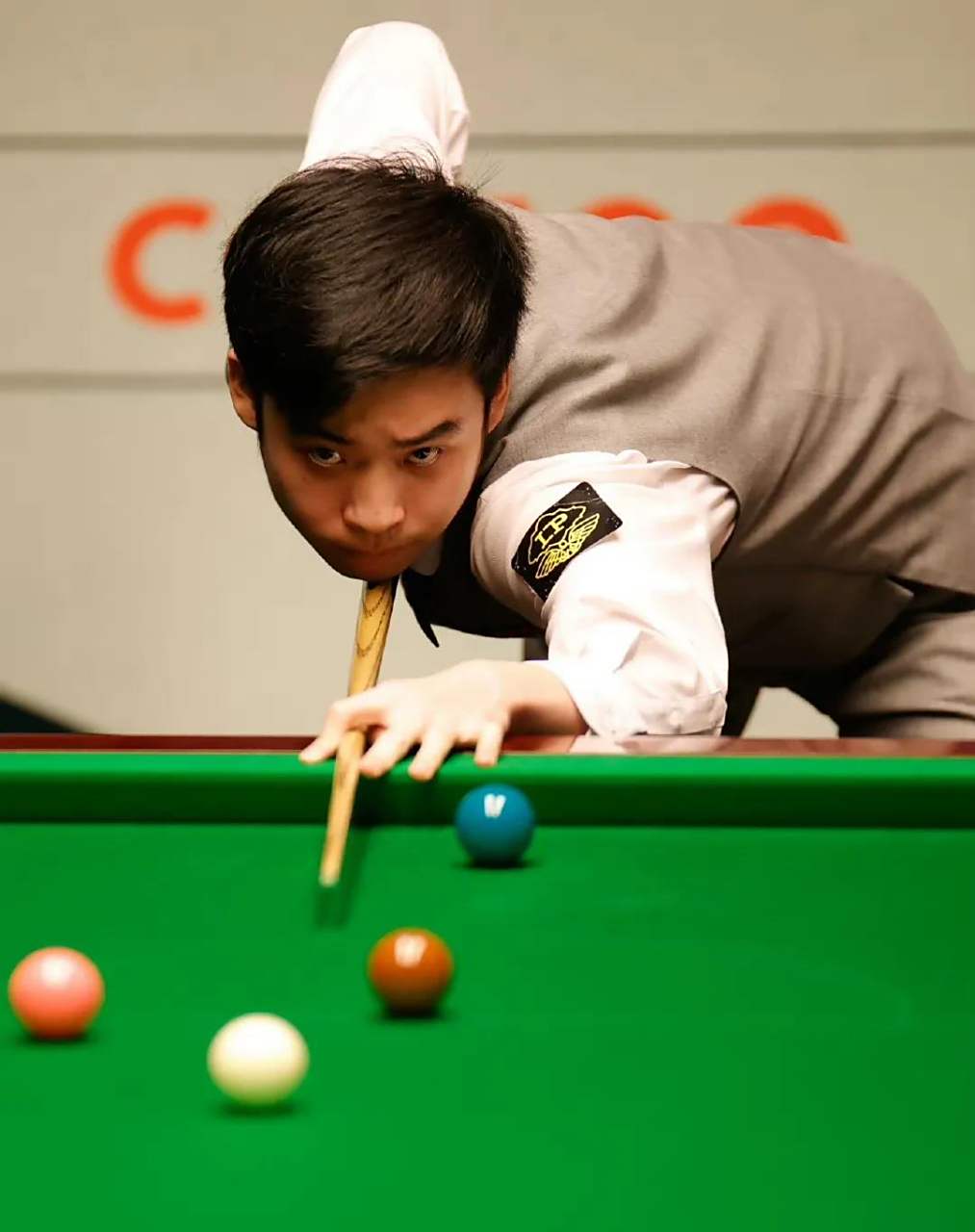 作更是让年 作更是让年