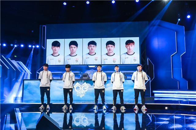 西媒：皇马欧冠战阿森纳主场门票价格125-450欧，创历史新高.